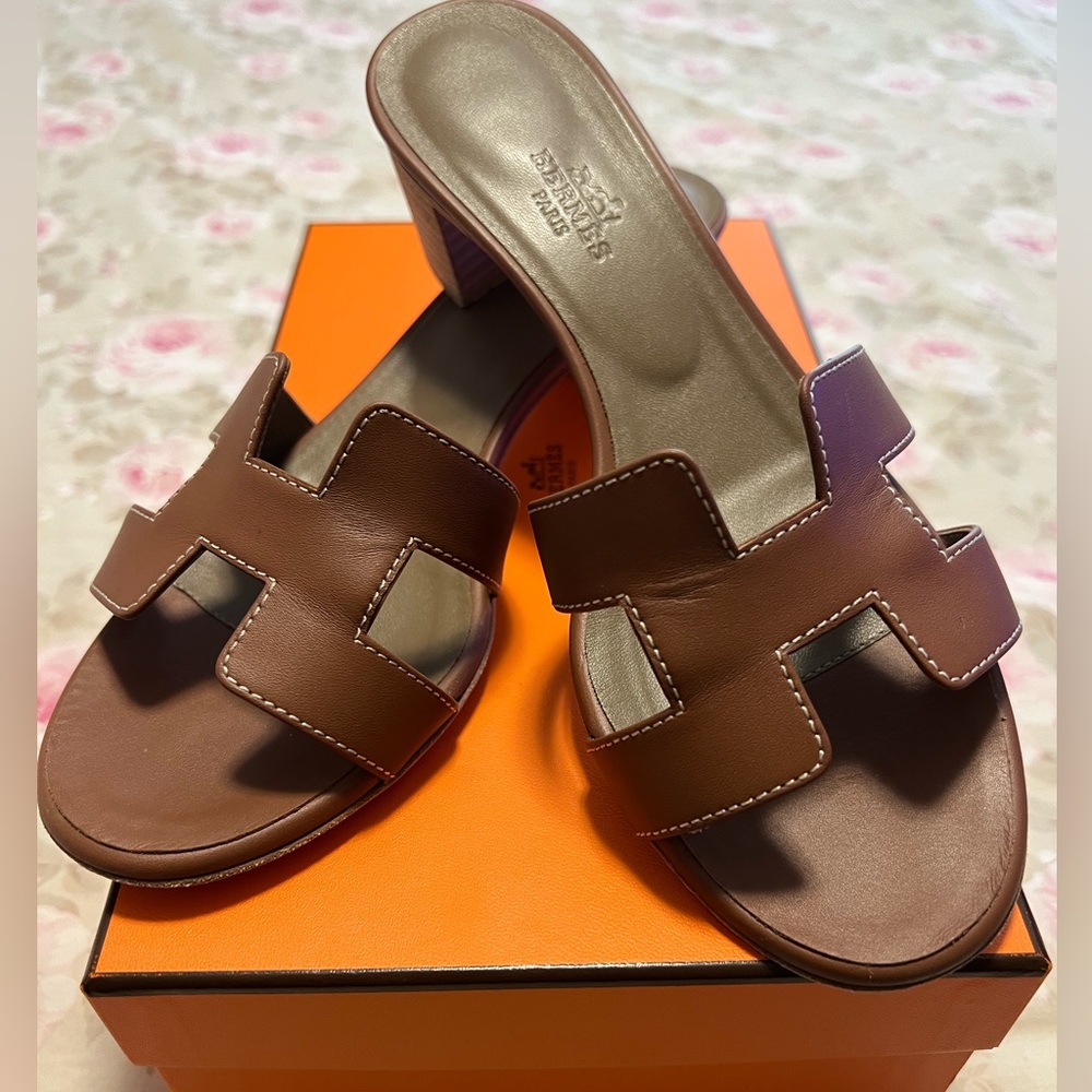 Hermes Oasis Sandals